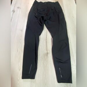 Athleta Black High Traverse Tight, Size Medium Petite